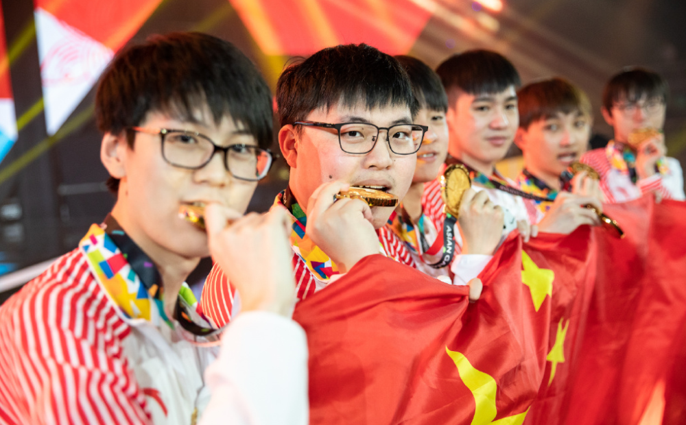 爱游戏手机版关于国际比赛日萨克拉门托国王备战英超赛前费城76人备战欧篮联，这操作让人直呼：上海申花伤情更新备战NBA常规赛的信息